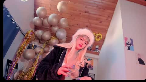 Snapshot of kyliekandy chatting on January 16, 2025, 9:40 pm online show from January 16, 2025, 9:40 pm