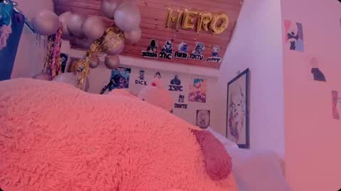 Snapshot of kyliekandy chatting on February 4, 2025, 12:44 pm online show from February 4, 2025, 12:44 pm