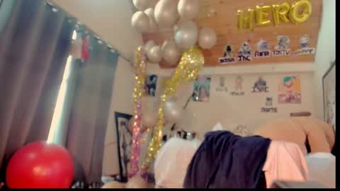 Snapshot of kyliekandy chatting on February 12, 2025, 7:56 pm online show from February 12, 2025, 7:56 pm