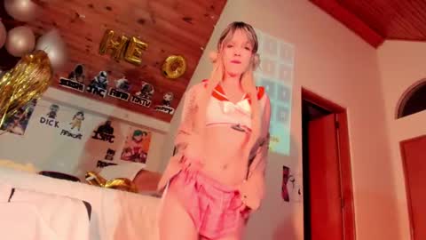 Snapshot of kyliekandy chatting on February 23, 2025, 4:28 am online show from February 23, 2025, 4:28 am