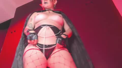 Snapshot of kyliemaxwell chatting on September 11, 2025, 10:21 pm K Y L I E online show from September 11, 2025, 10:21 pm