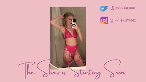 Snapshot of kyliexxrose chatting on October 15, 2025, 4:01 am Kylie online show from October 15, 2025, 4:01 am