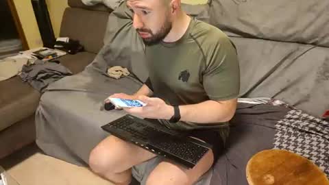 Snapshot of kynxxx chatting on June 14, 2026, 2:24 am Hornyman online show from June 14, 2026, 2:24 am