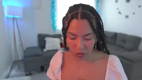 schedule 300 pm - 1100pm colombia time online show from December 14, 2025, 4:01 pm