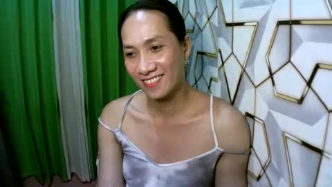 kyutshyne online show from March 25, 2026, 8:26 pm