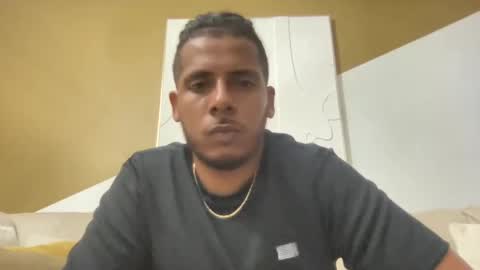 kzen37313 online show from October 5, 2025, 11:13 pm