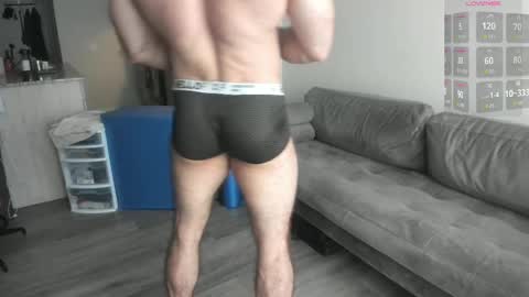 Snapshot of l0v35_2_5p00g3 chatting on May 14, 2026, 6:15 pm l0v35_2_5p00g3 online show from May 14, 2026, 6:15 pm