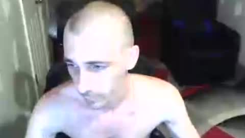Snapshot of l1v1nth3dr3am chatting on July 17, 2026, 1:45 am l1v1nth3dr3am online show from July 17, 2026, 1:45 am