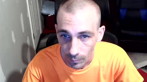 Snapshot of l1v1nth3dr3am chatting on July 17, 2026, 5:40 pm l1v1nth3dr3am online show from July 17, 2026, 5:40 pm