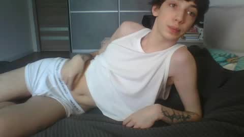 liam online show from April 24, 2026, 12:51 pm