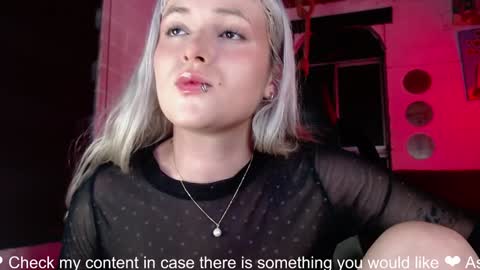 Snapshot of la_femme_fatale_ chatting on January 12, 2025, 5:13 am Hanna FREE ONLYFANS online show from January 12, 2025, 5:13 am