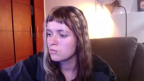 Snapshot of la_femme_fatale_ chatting on October 20, 2025, 9:26 pm Hanna FREE ONLYFANS online show from October 20, 2025, 9:26 pm