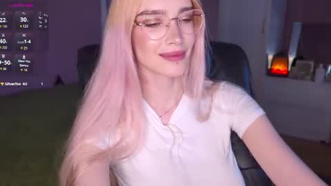 Snapshot of la_lupa chatting on July 28, 2026, 2:24 pm Evie online show from July 28, 2026, 2:24 pm