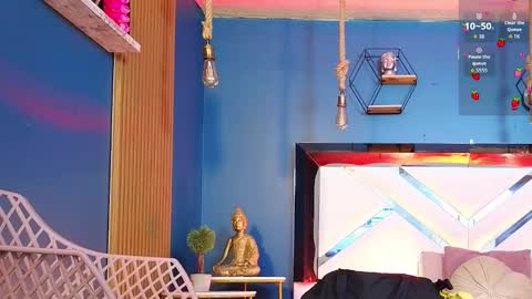 Cris  online show from December 1, 2025, 11:15 am