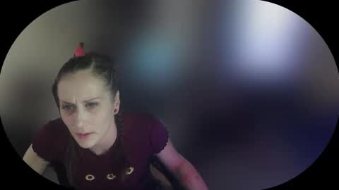 laceynbrett online show from October 21, 2025, 4:08 pm