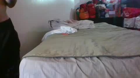 lachickadelbronx online show from February 26, 2025, 11:26 pm