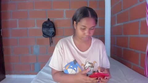 Akyra  online show from February 8, 2025, 7:16 pm