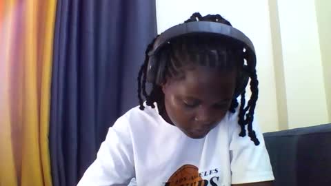 Snapshot of ladar_ chatting on March 1, 2026, 5:20 am vida online show from March 1, 2026, 5:20 am