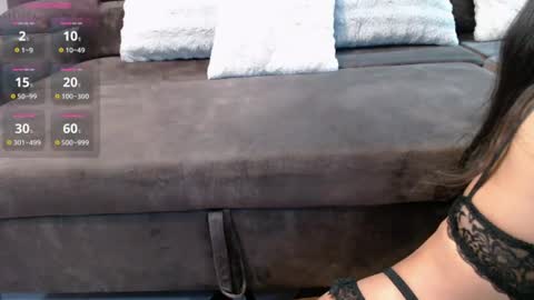 Snapshot of ladii_mia chatting on June 28, 2026, 6:14 pm Mia online show from June 28, 2026, 6:14 pm