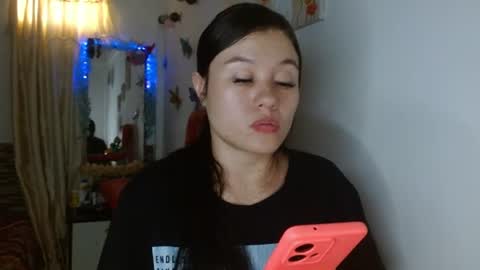 Snapshot of lady724_93 chatting on July 5, 2026, 7:54 pm lady724_93 online show from July 5, 2026, 7:54 pm