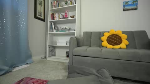 Snapshot of lady_bpd chatting on May 17, 2026, 2:13 pm Anna online show from May 17, 2026, 2:13 pm
