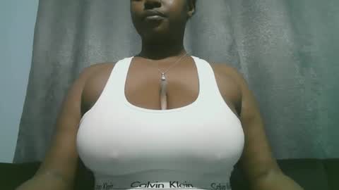 Snapshot of lady_dearra chatting on September 11, 2025, 2:33 am lady_dearra online show from September 11, 2025, 2:33 am