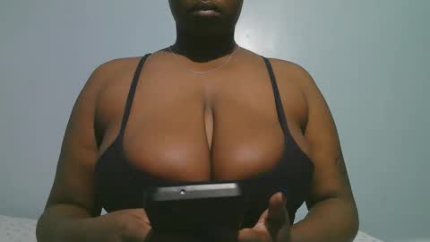 lady_dearra online show from February 11, 2026, 2:49 am