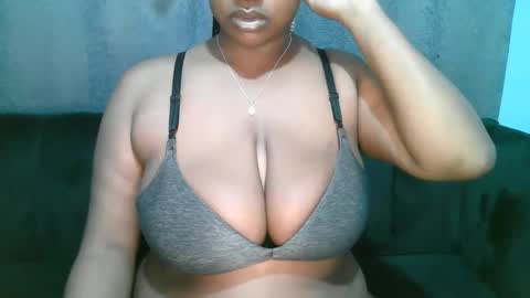 lady_dearra online show from March 16, 2026, 3:23 am