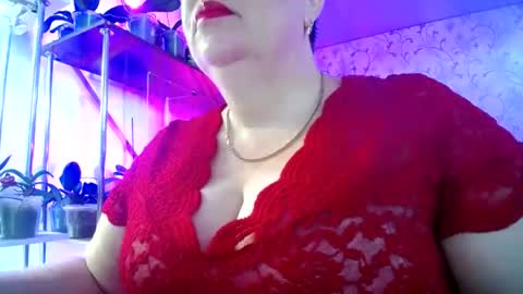 Snapshot of lady_gloria chatting on June 21, 2026, 6:27 am Lady Gloria online show from June 21, 2026, 6:27 am