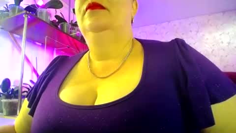 Snapshot of lady_gloria chatting on June 28, 2026, 6:41 am Lady Gloria online show from June 28, 2026, 6:41 am