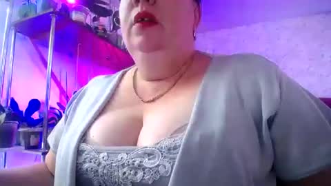 Snapshot of lady_gloria chatting on July 15, 2026, 11:26 am Lady Gloria online show from July 15, 2026, 11:26 am