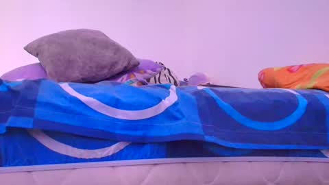 Lady godss online show from September 8, 2025, 6:07 pm