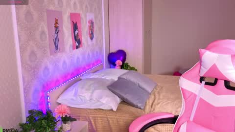 Olivia online show from April 21, 2026, 1:18 am