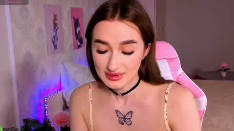 Olivia online show from April 21, 2026, 2:51 am