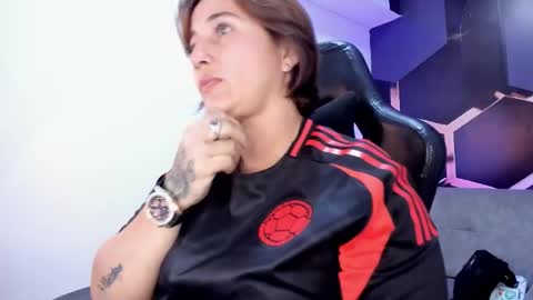 lady_noriega online show from February 4, 2026, 3:45 am