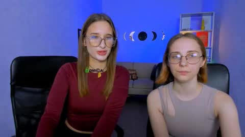 lady online show from November 15, 2025, 7:05 am