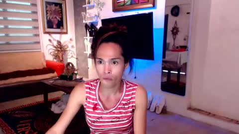 M MMY online show from September 23, 2025, 7:22 am