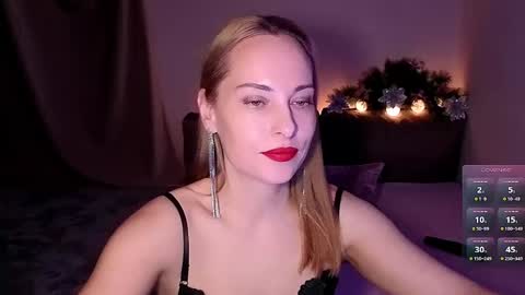 LadyAdele online show from December 24, 2024, 8:16 pm