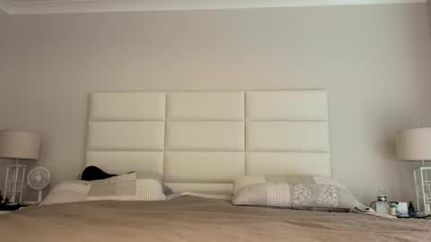 Ladybabs online show from March 2, 2026, 6:59 pm