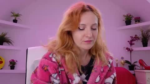 Sima Ladybigsmile online show from September 15, 2025, 2:00 am