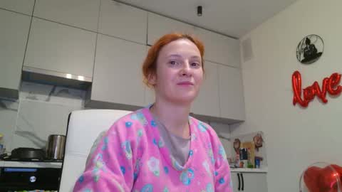 Sima Ladybigsmile online show from February 8, 2026, 6:00 pm