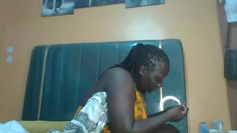 lindah32 online show from February 9, 2026, 6:01 pm