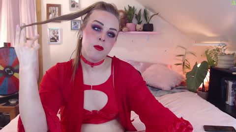 ladyboyhomemaker online show from January 24, 2025, 2:28 am