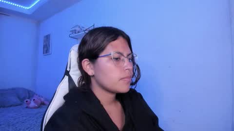  Lady  online show from January 17, 2026, 3:22 am