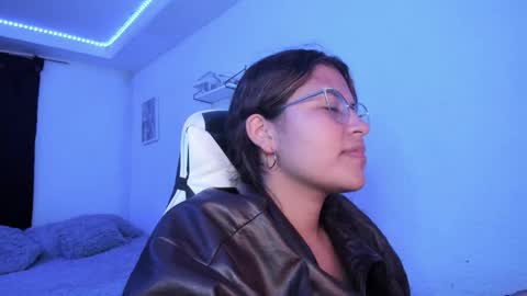  Lady  online show from February 18, 2026, 5:25 am