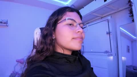 Snapshot of ladybrown_16 chatting on April 27, 2026, 2:31 am Lady online show from April 27, 2026, 2:31 am