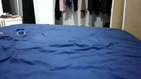 Stephanie online show from October 12, 2025, 1:15 am