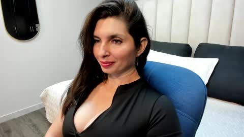 Snapshot of ladydanna chatting on April 27, 2026, 12:08 am Danna................. online show from April 27, 2026, 12:08 am