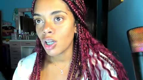 Snapshot of ladydanniela chatting on December 2, 2024, 4:53 am leidy daniela online show from December 2, 2024, 4:53 am