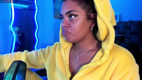 Snapshot of ladydanniela chatting on December 31, 2024, 8:04 am leidy daniela online show from December 31, 2024, 8:04 am